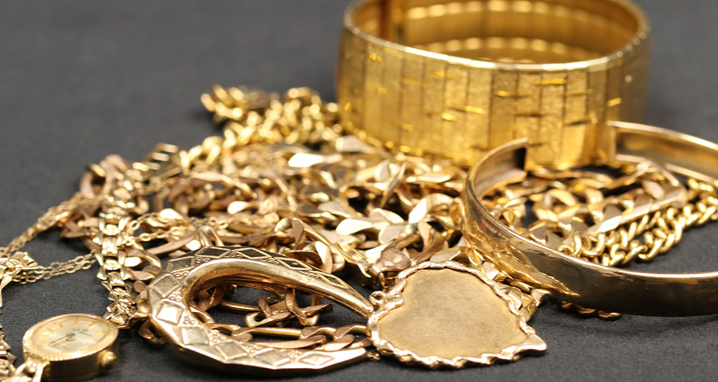 Sell Scrap Gold as Recession Looms Large 