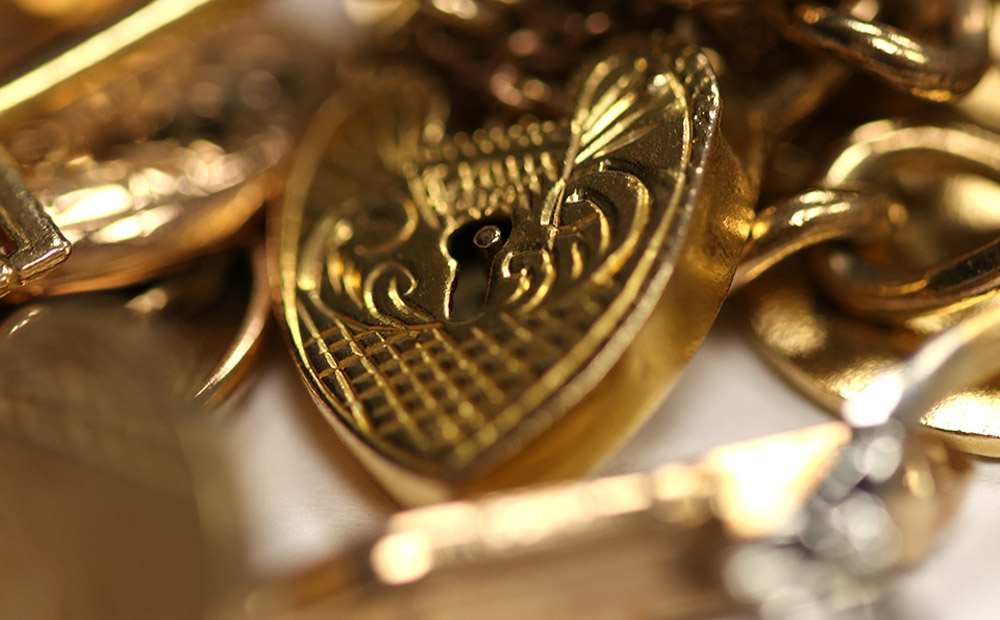 The Hidden Danger: Cadmium in Scrap Gold Jewellery in the UK